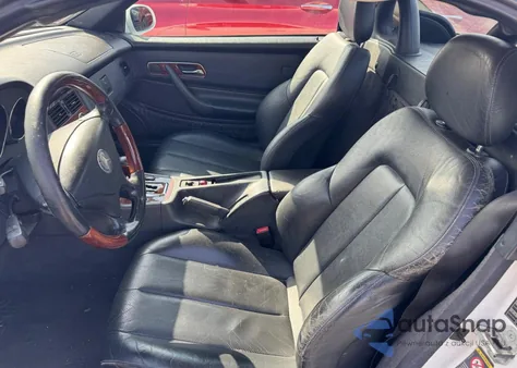 2001 Mercedes-Benz Slk 320 из США, поврежденный, VIN WDBKK65F91F201699